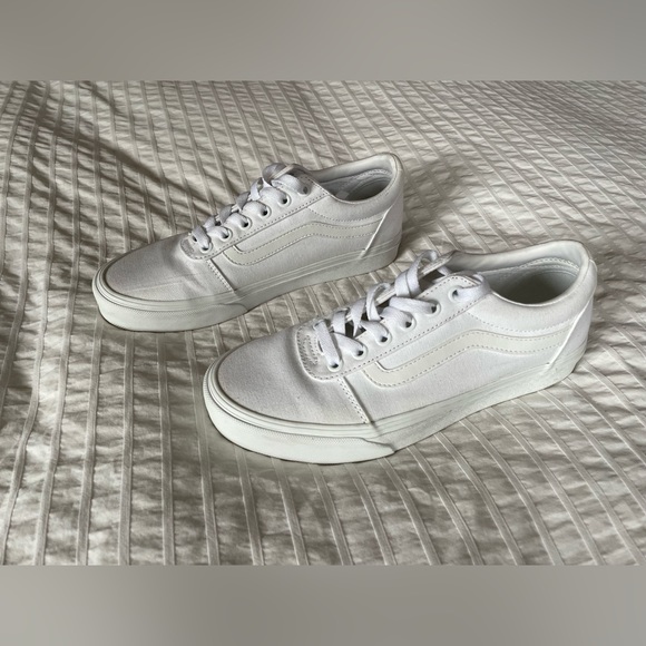 Vans white womens size 8 - Picture 3 of 4